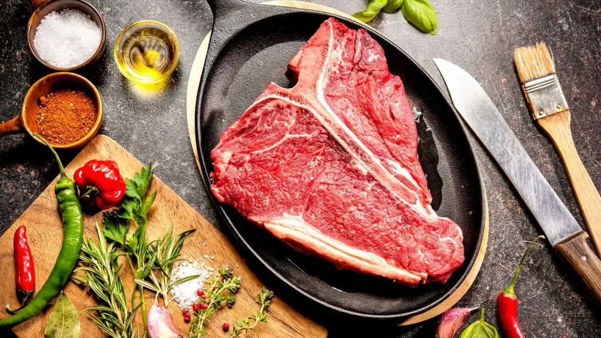 Secrets de chef comment préparer parfaitement un T-Bone de bœuf